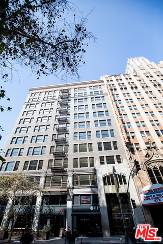 939 S Broadway #811