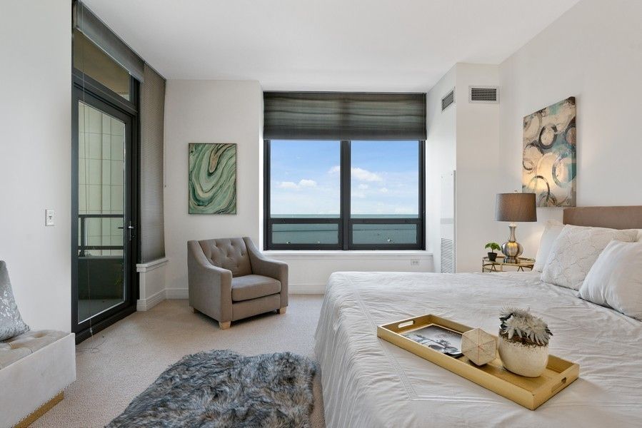 600 N Lake Shore Drive #1501 Chicago, IL 60611