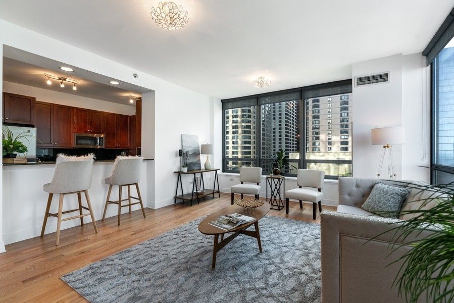600 N Lake Shore Drive #1501 Chicago, IL 60611