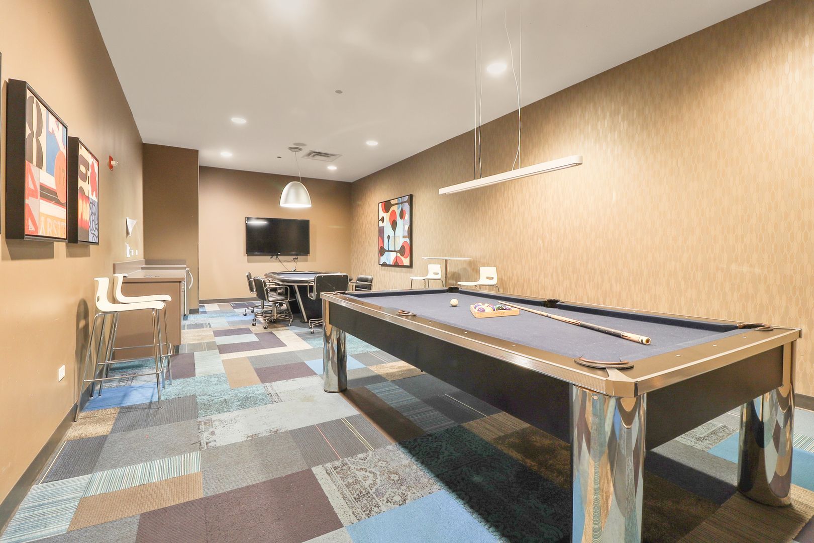 225 N Columbus Drive #5609 Chicago, IL 60601